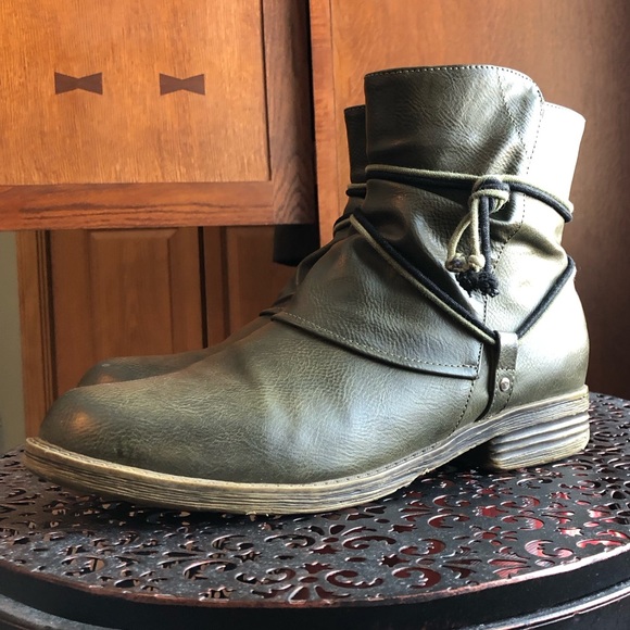 French Blu Shoes - Khaki Ava Tassel Bootie by French Blu